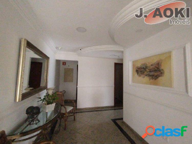 Apartamento para aluguel tem 68 m² com 2 quartos