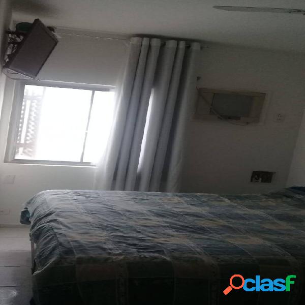 Apartamento 2 Dormitórios- BNH- Garagem Coletiva- Bairro