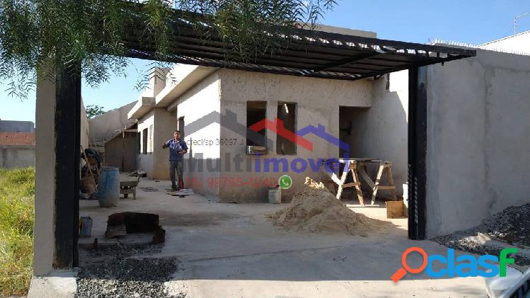 Casa em fase de acabamento - Bairro Agua Branca