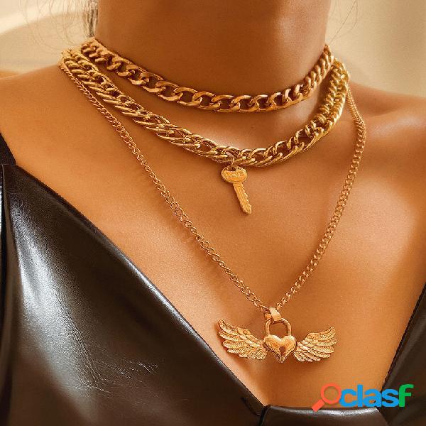 Trendy Metal Peach Coração Wing Pingente Colar Chave Colar