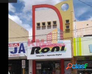 Aluga-se sala comercial no Centro da cidade