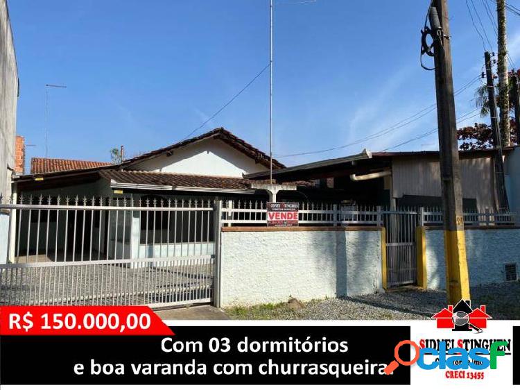 Imóvel com 03 dormitórios, em Bal. Barra do Sul – SC.