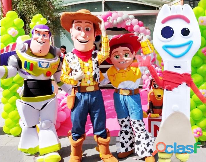 Toy Story cover personagens vivos Wood Buzz festas infantil