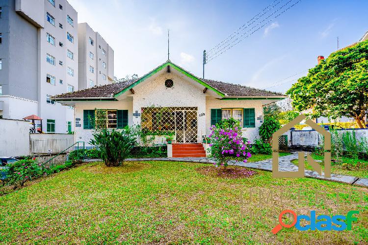 Ampla casa à venda no Bairro Bom Retiro, Blumenau, SC