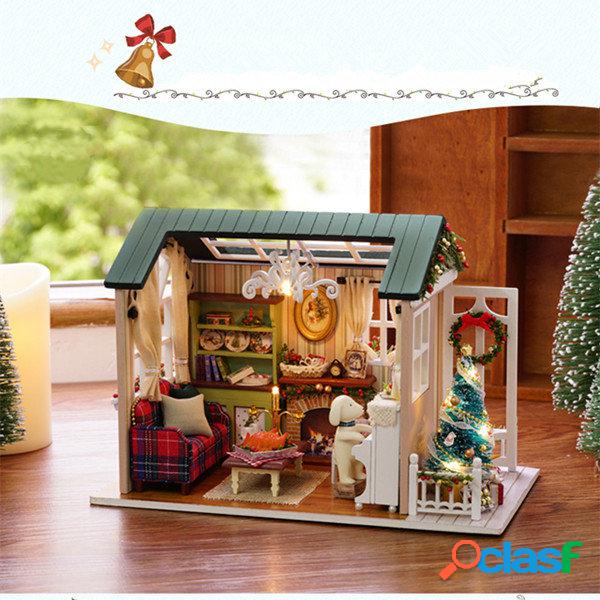 CuteRoom Z-009-A Dollhouse DIY Doll House Kit em miniatura