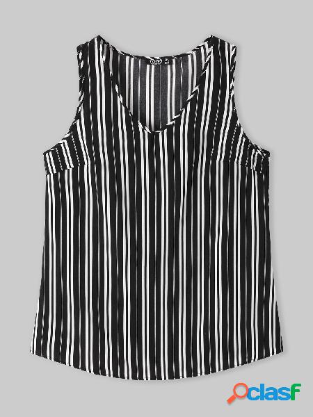 YOINS BASICS Plus Camiseta com decote em V listrada sem