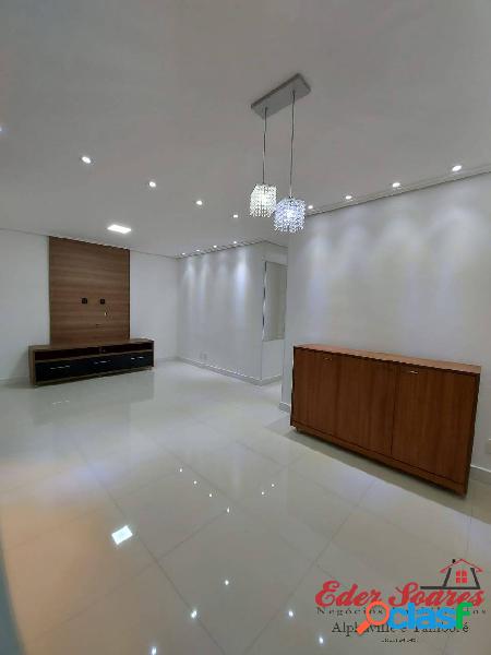 Belo apartamento com móveis planejados à venda no Iakatu