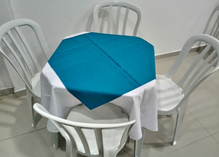 Promoção - Locação de mesas com 4 cadeiras R$ 