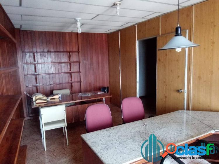 Sala comercial com 45m² no bairro da Campina.