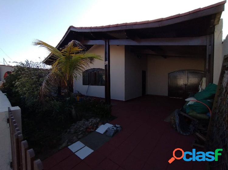 Casa 3dormitórios 1suite Terreno (12x25mts) R$350.000,00 em