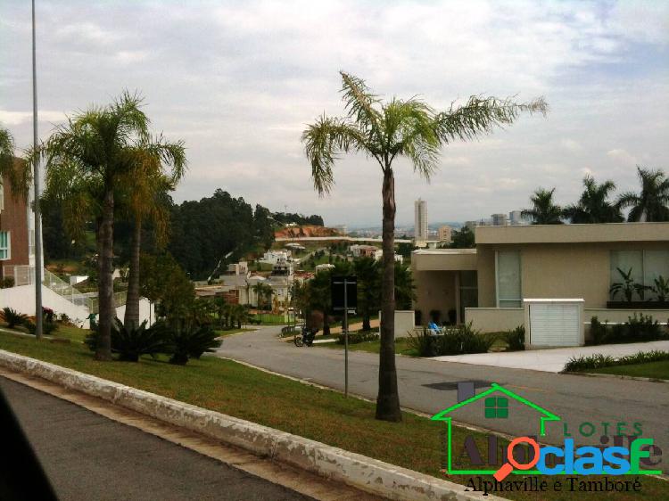 Confira: Terreno de 523m² à venda no Residencial Villa