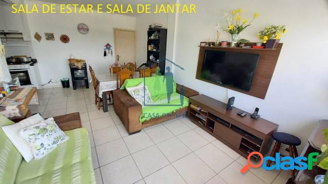 Vende-se apartamento no Edifício Carolina, Santo Amaro...