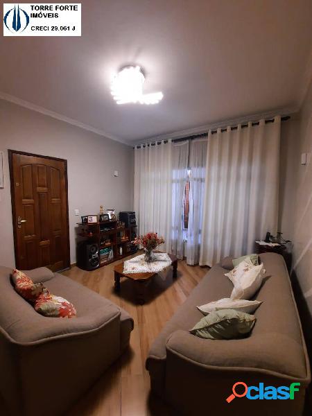 Casa com 3 dormitórios, 3 Vagas no Jardim Vila Formosa.