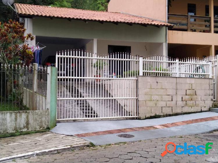 Casa com 3 dormitórios no bairro Fazenda