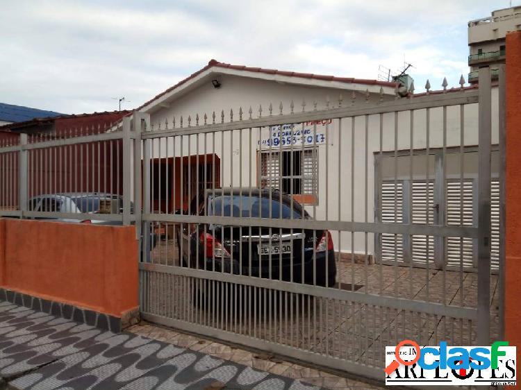 Imóvel no centro de Mongaguá - Casa lote inteiro - 4 dorm