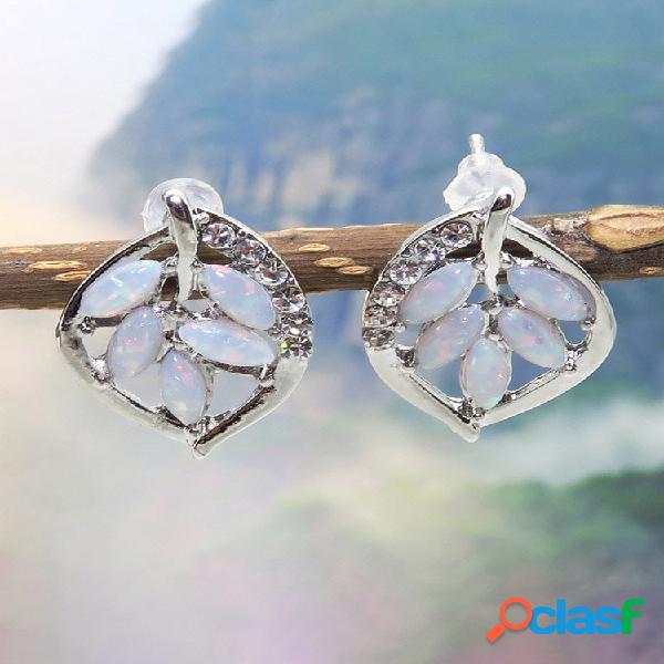 Strass vintage geométrico oco Folha Stud Brincos Metal