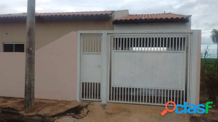 Vende-se casa em Mira Estrela-SP