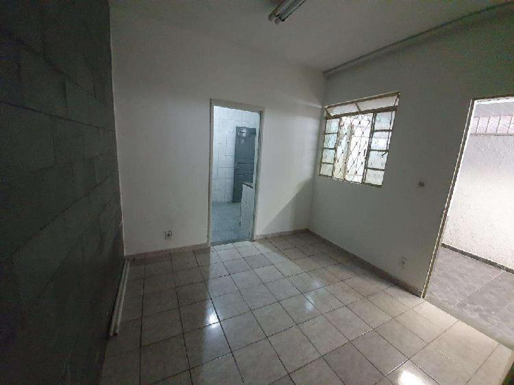 Casa, Nova Suíssa, 1 Quarto, 0 Vaga, 0 Suíte