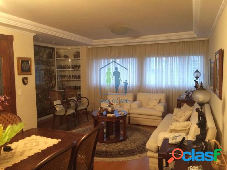 Vende-se Cobertura Duplex no Condomínio Edifício Cap de