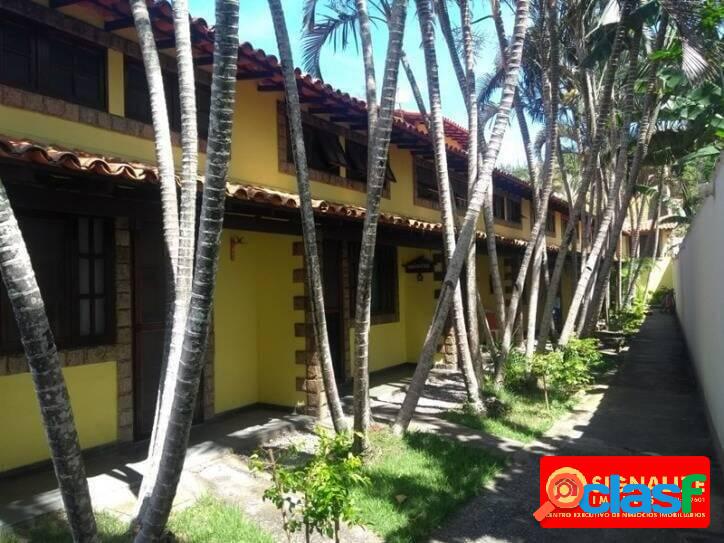 CASA EM CONDOMINIO LOCALIZADA NO BAIRRO OGIVA!