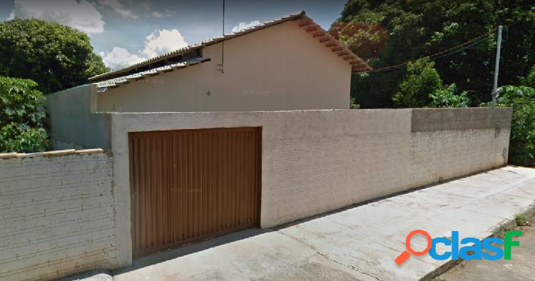 Casa - Aluguel - Goianxc3xa1polis - GO - Centro)
