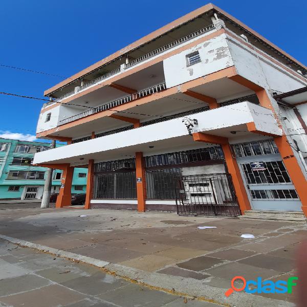Casa Triplex - Aluguel - Porto Alegre - RS - Sxc3xa3o