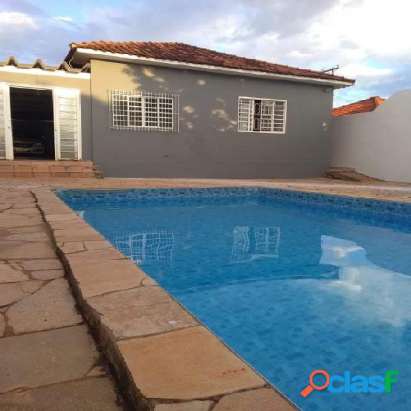 Casa - Venda - Agudos - SP - Sta Cecilia