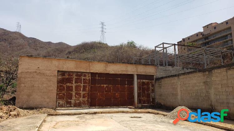 374mts - Terreno con Casa en Construcción Jardín Mañongo