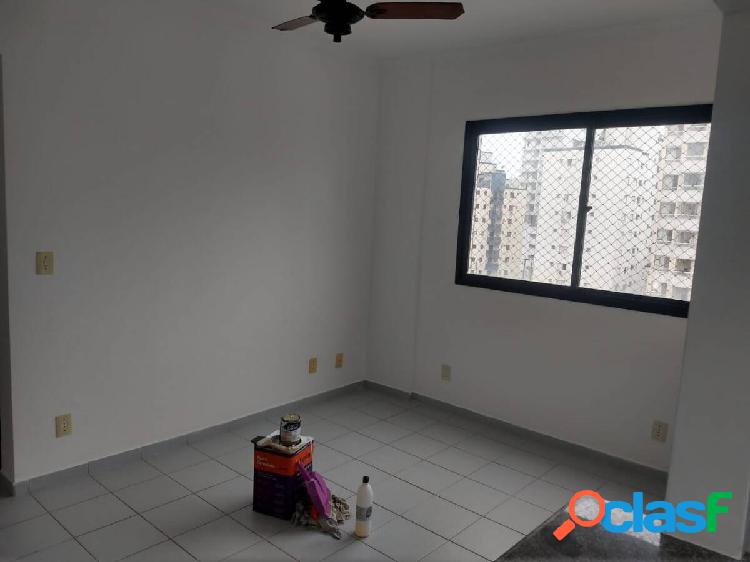 Apartamento de 01 dormitório, localizado na Guilhermina