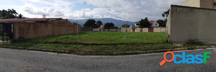 Terreno en venta en la Urb. colinas de Guataparo