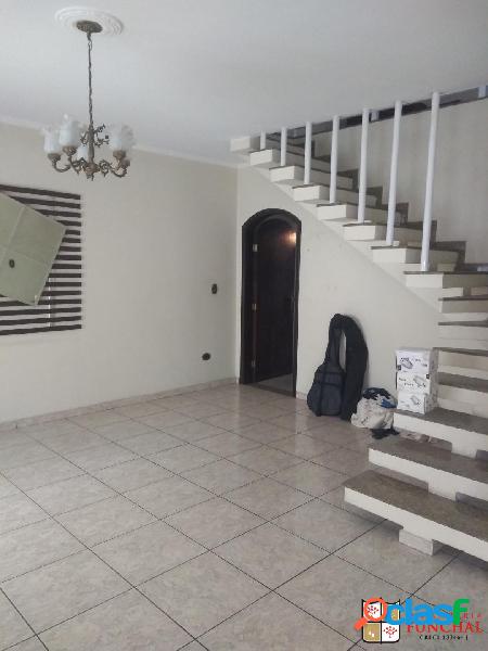 VENDO PRÉDIO RESIDENCIAL/ COMERCIAL - JD MIRIAM