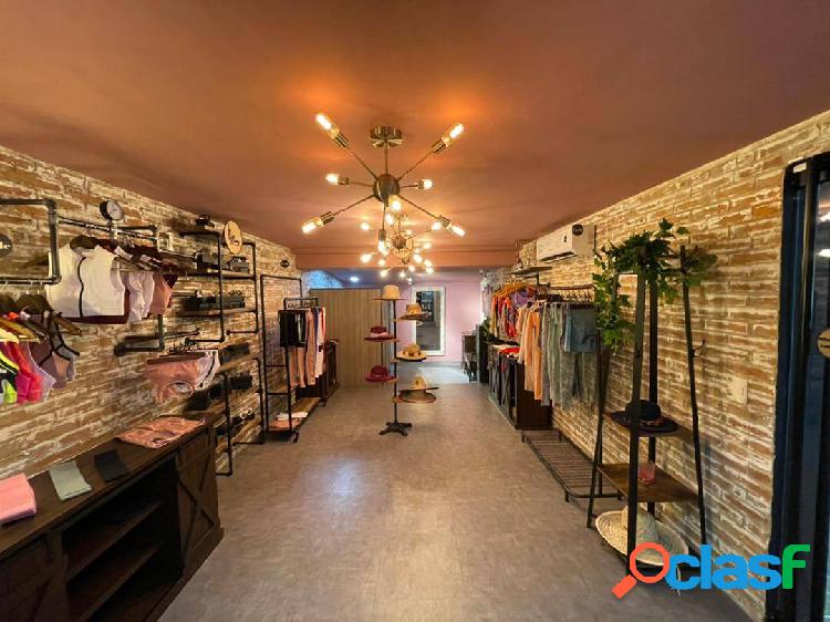 Alquiler local en La Viña decoración tipo industrial