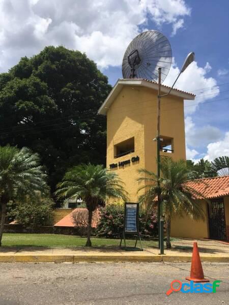 Casa conjunto cerrado Guataparo