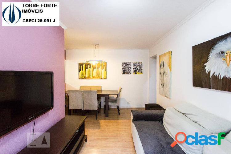 Apartamento com 2 dormitórios e 1 vaga na Vila Prudente