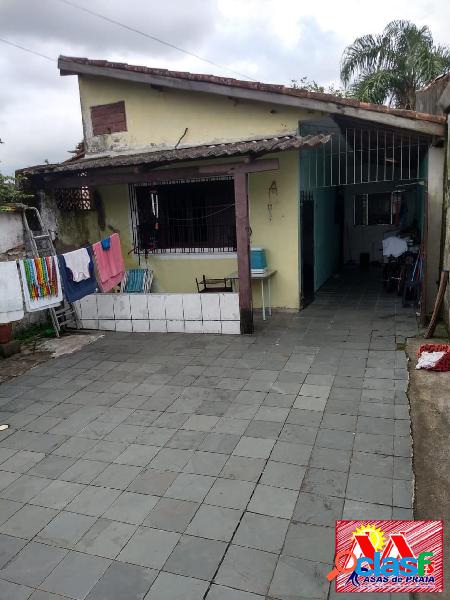 Oportunidade Casa 2dormitorios só R$129.900,00 em Mongaguá