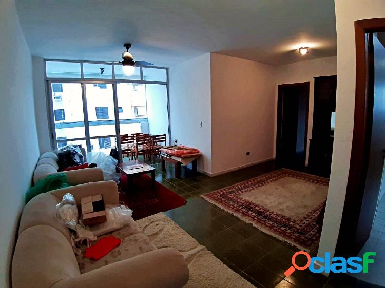 AMPLO APARTAMENTO 04 DORMITÓRIOS, LADO PRAIA!
