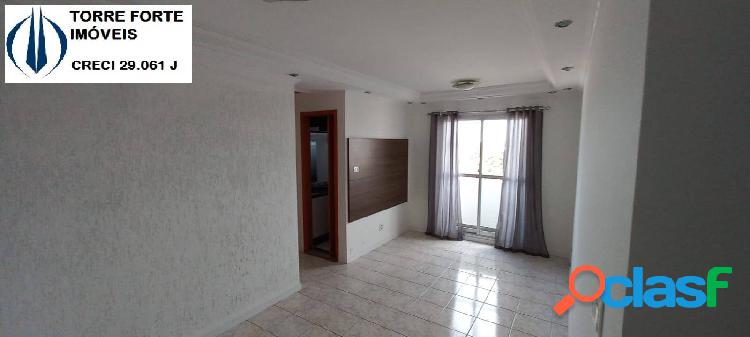 Lindo apartamento com 2 dormitórios e 1 vaga na Vila