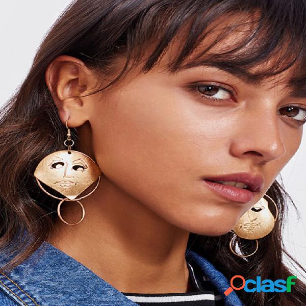 Trendy Face Hollow Brincos Temperament Metal Circle Brincos