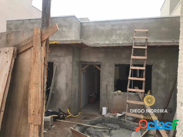 Casa à venda em Atibaia com 3 dormitórios