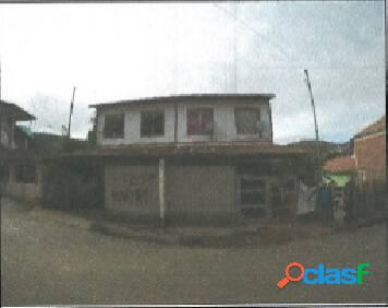Casa de 3 quartos em Bugre - MG