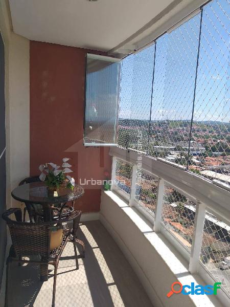 Apartamento Com 3 Dormitórios (1 suíte) Em Frente Ao