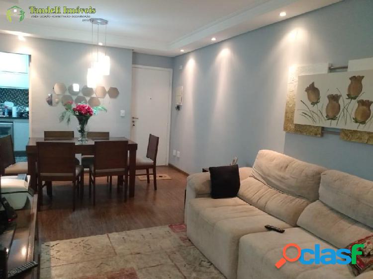 Apartamento com condomínio, 3 dormitórios - Vila Guiomar