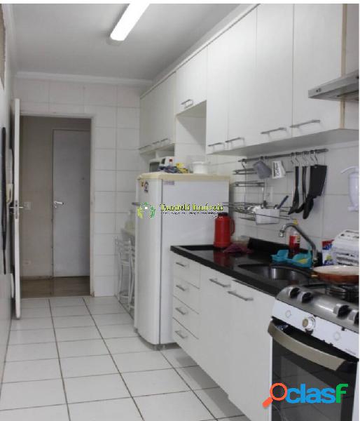 Apartamento com condomínio, 3 dormitórios - Vila Homero