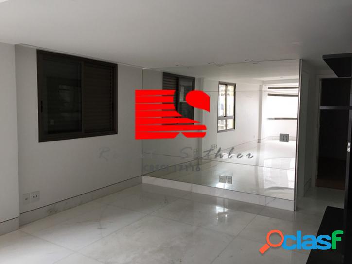 Apartamento com fino acabamento