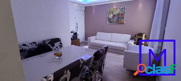 Apartamento mobiliado à venda na Vila Carmosina 2