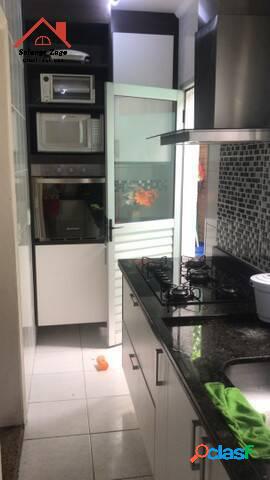 BELÍSSIMA CASA EM CONDOMÍNIO FECHADO COM 137M² E 3 DORMS