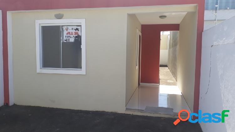 Casa 2 Qts (1 Suíte)