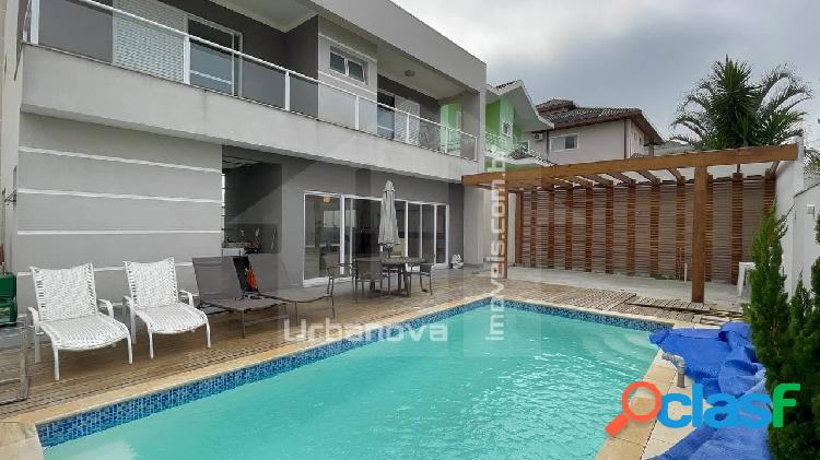 Casa em Urbanova - Condominio Jaguary, 4 suites, piscina, 4