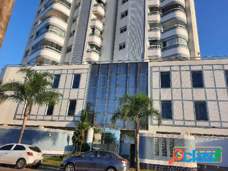 Excelente Apartamento semimobiliado com 2 dorm (1 st) no Dom