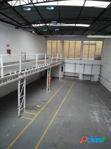 Galpão Industrial 430m² - Parque Laguna